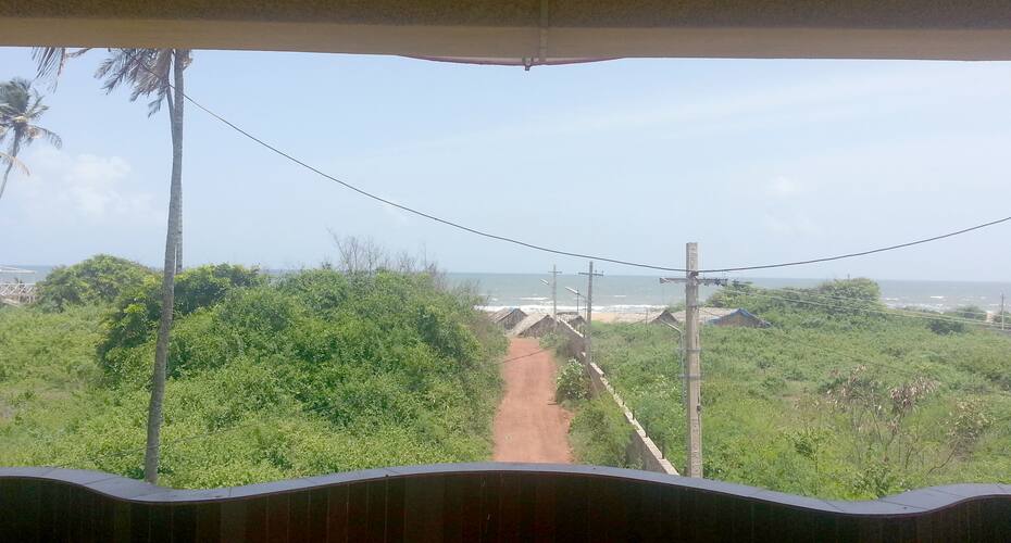 The Yellow House by Sizzling Hotels, Goa 3